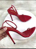 Talons rouges à finition lisse
