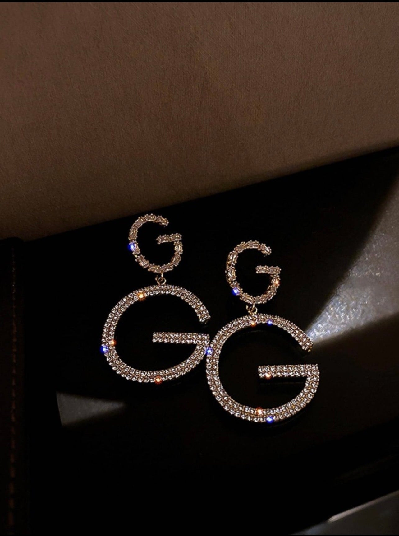 Boucles d’oreilles argentées chic minimaliste