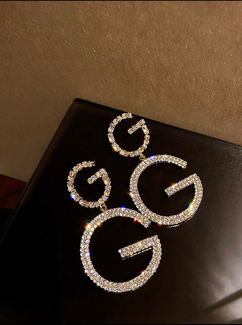 Boucles d’oreilles argentées chic minimaliste